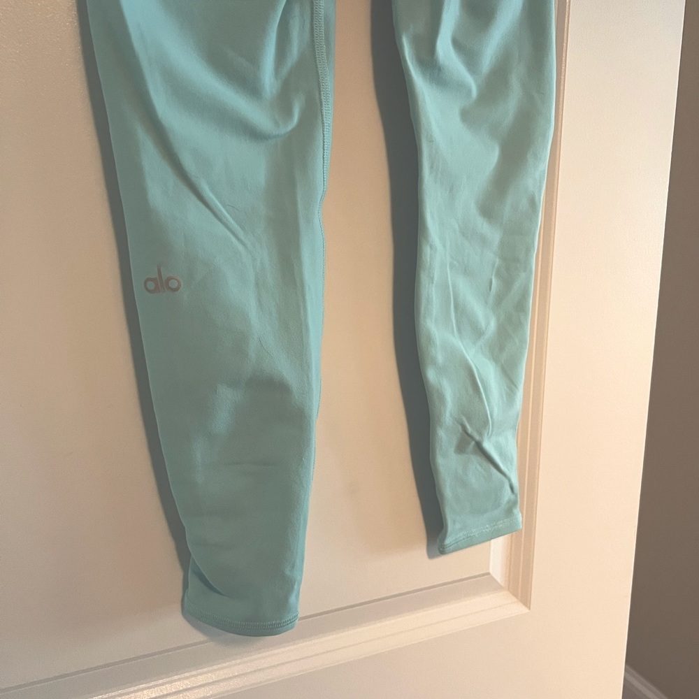 Alo Yoga leggings; Airbrush 7/8 length, size XS